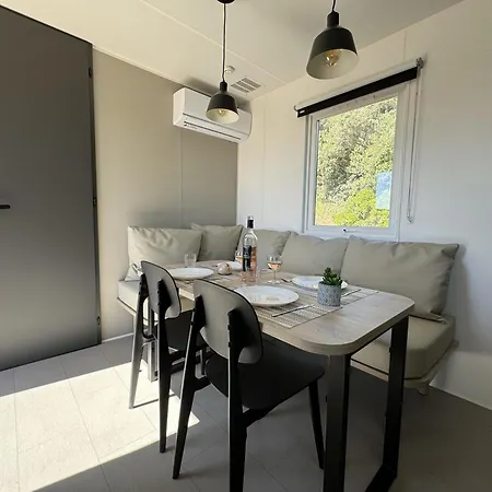 Le Laurier, Mobil-home Climatise Avec Vue Sur 耶尔